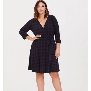 TORRID MINI STUDIO KNIT WRAP DRESS SIZE 00 Purple